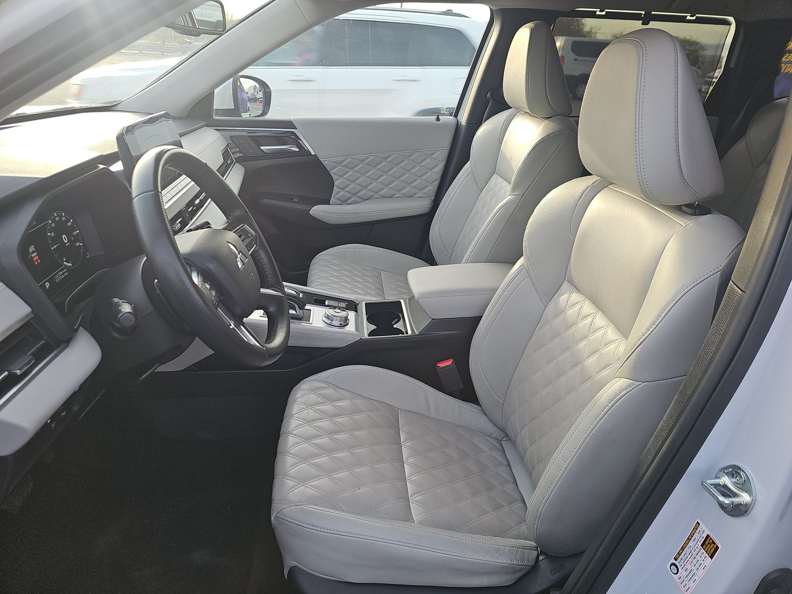2024 Mitsubishi Outlander PHEV SEL AWD
