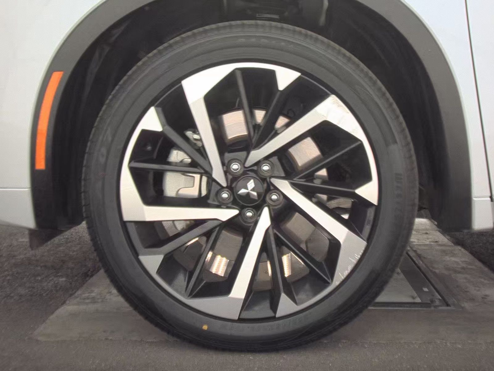 2024 Mitsubishi Outlander PHEV SEL AWD