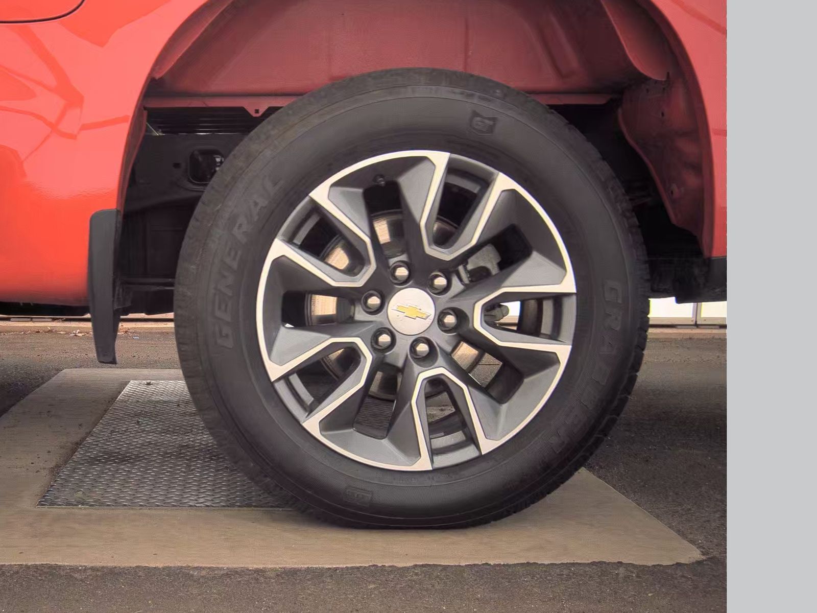 2023 Chevrolet Silverado 1500 LT AWD