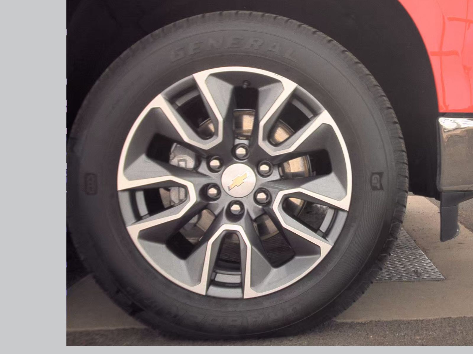 2023 Chevrolet Silverado 1500 LT AWD