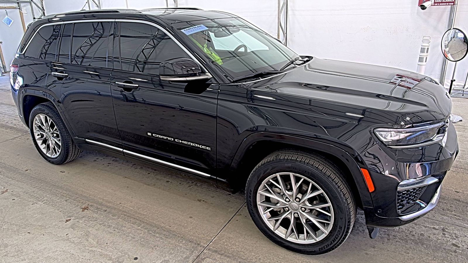 2023 Jeep Grand Cherokee Summit AWD