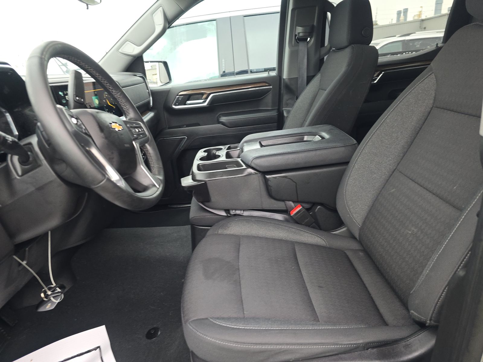 2024 Chevrolet Silverado 1500 LT AWD