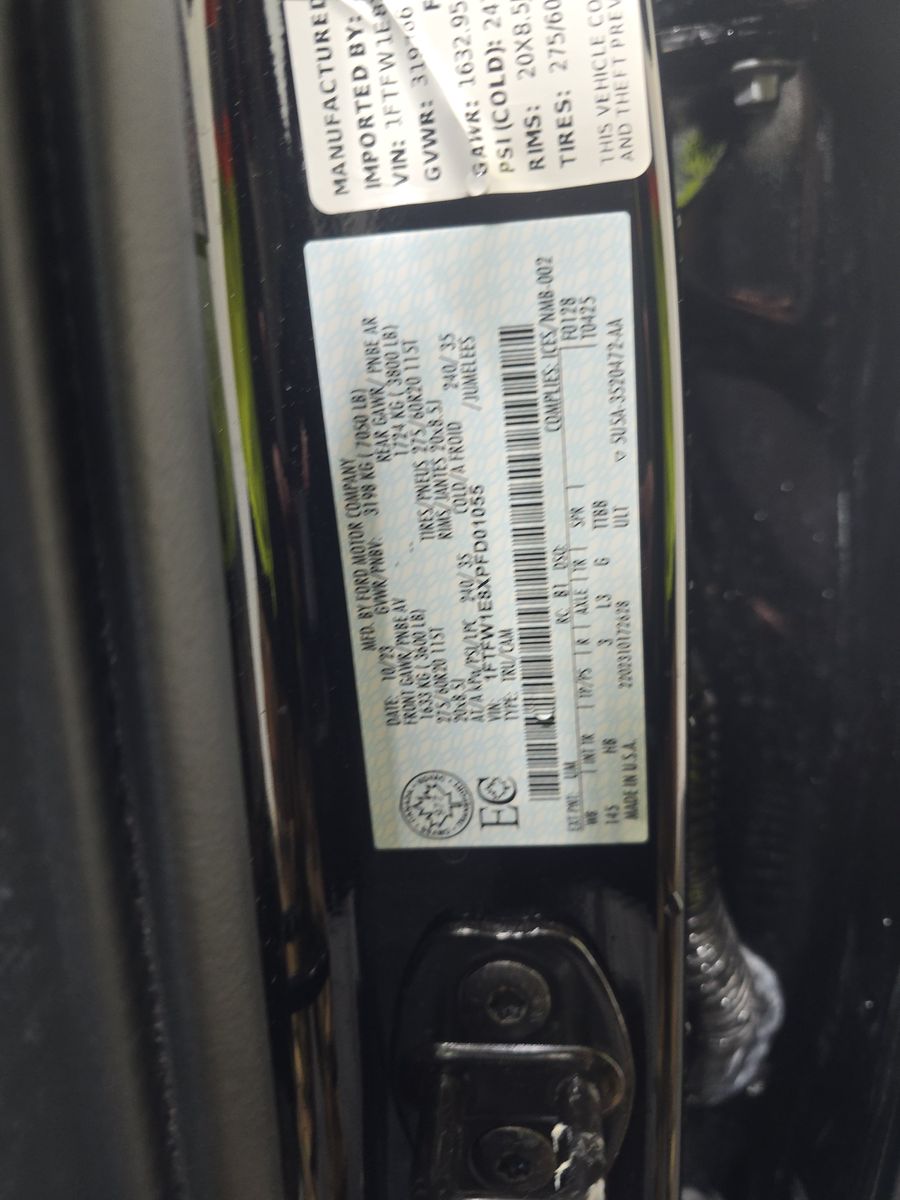 2023 Ford F-150 Lariat AWD