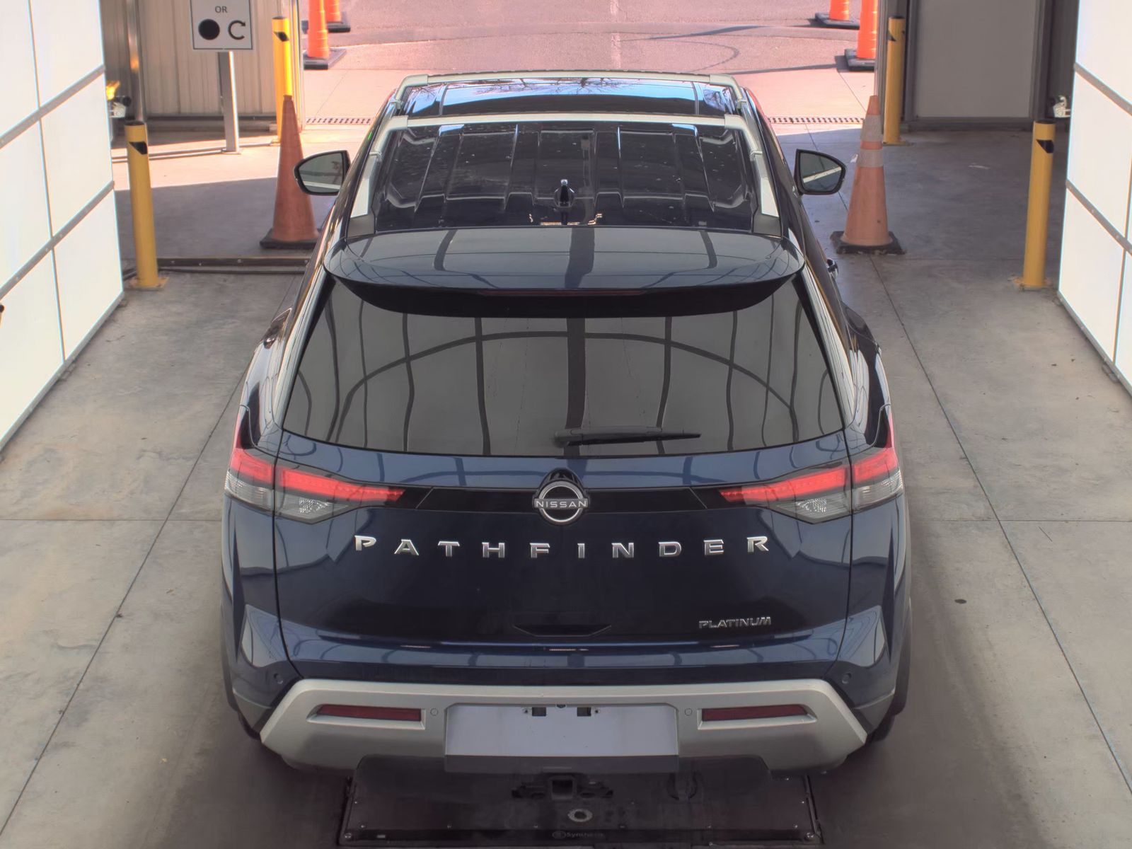 2024 Nissan Pathfinder Platinum FWD