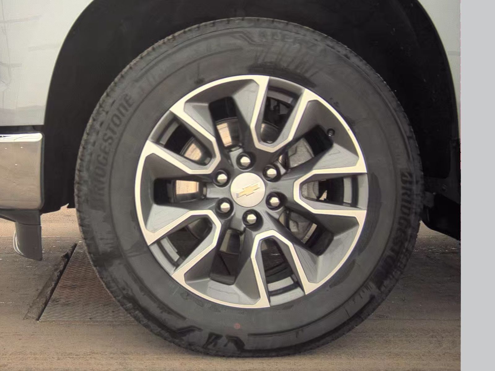 2024 Chevrolet Silverado 1500 LT AWD