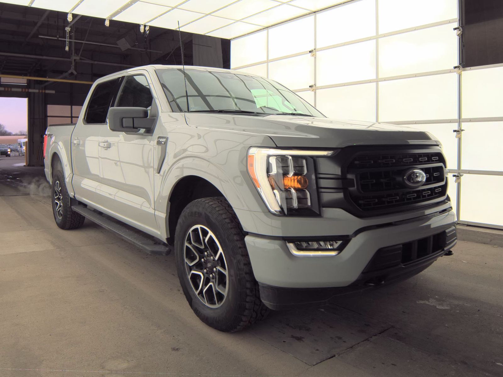 2023 Ford F-150 XLT AWD