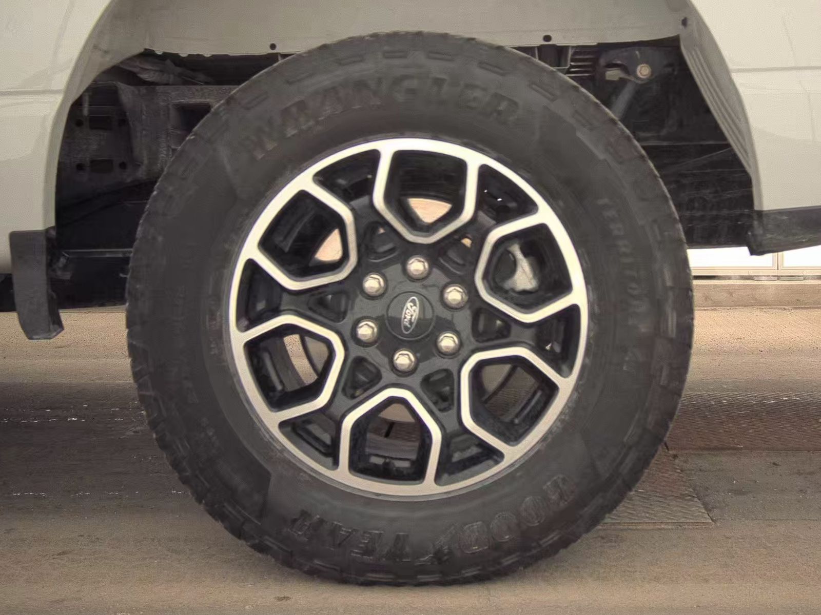 2023 Ford F-150 XLT AWD