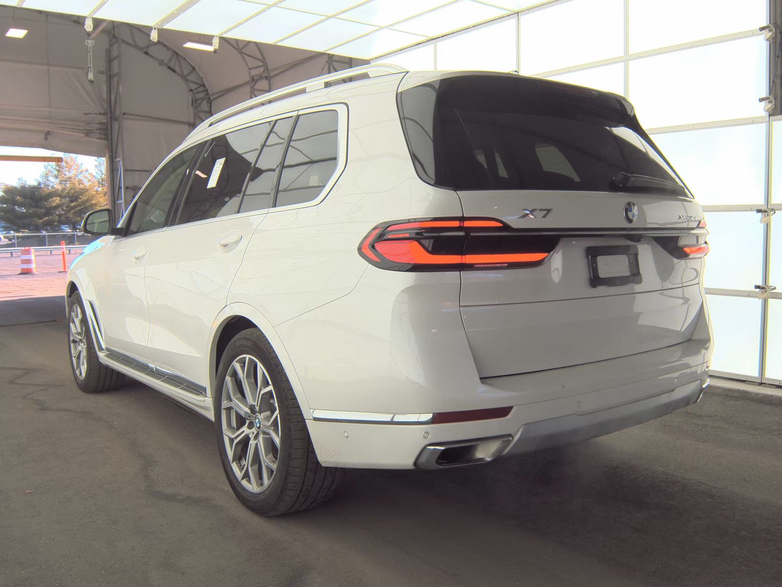 2025 BMW X7 xDrive40i AWD