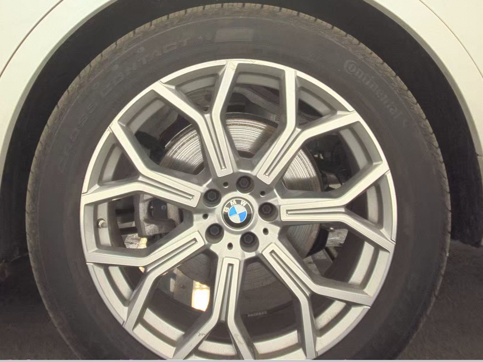 2025 BMW X7 xDrive40i AWD