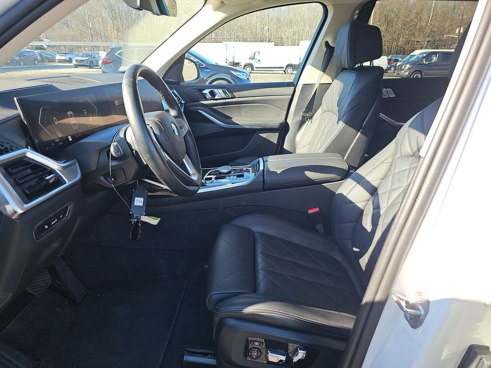 2025 BMW X7 xDrive40i AWD