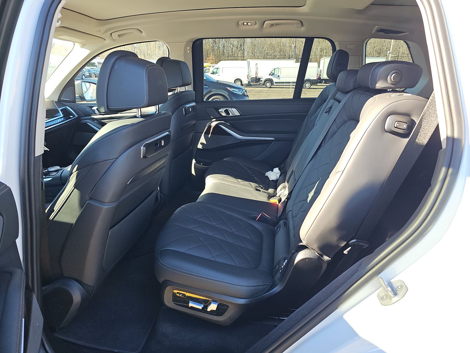 2025 BMW X7 xDrive40i AWD