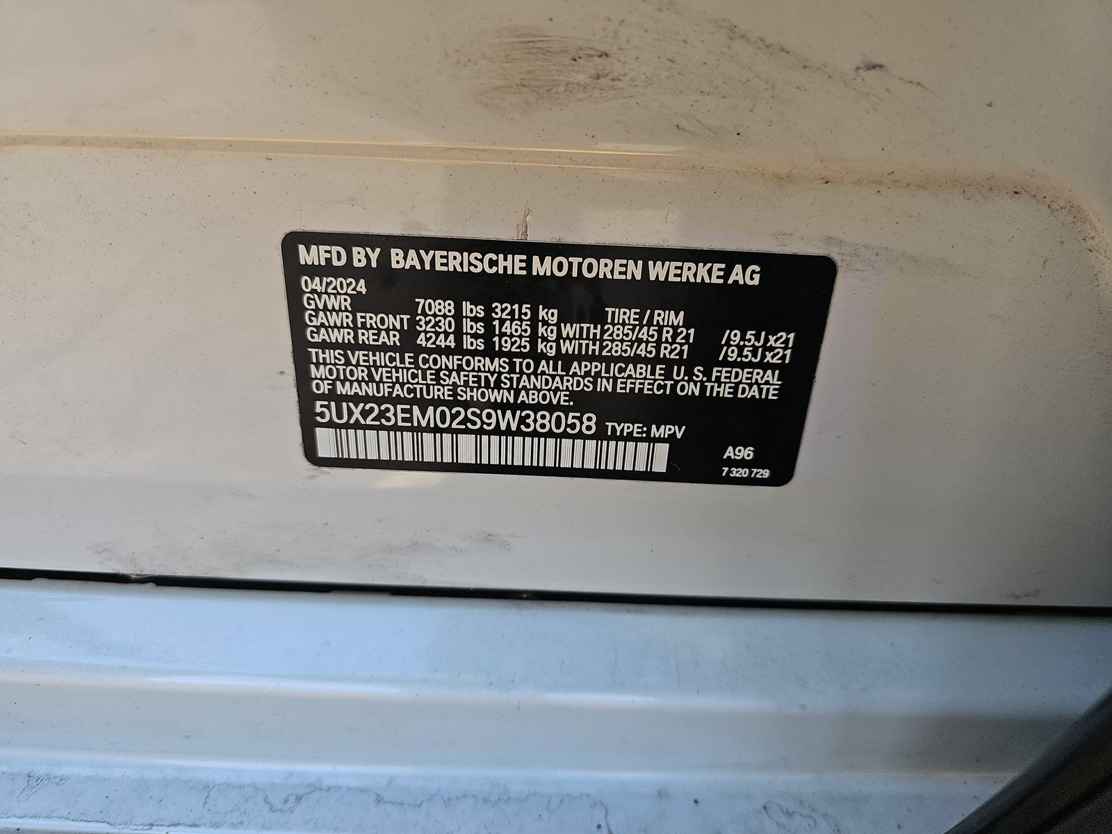 2025 BMW X7 xDrive40i AWD