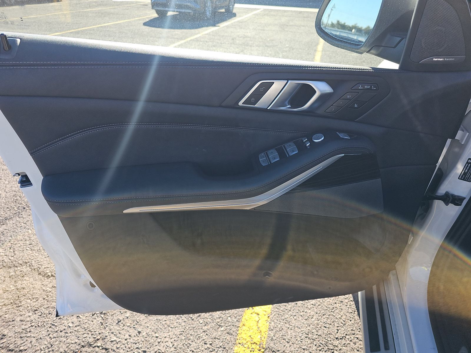 2025 BMW X7 xDrive40i AWD