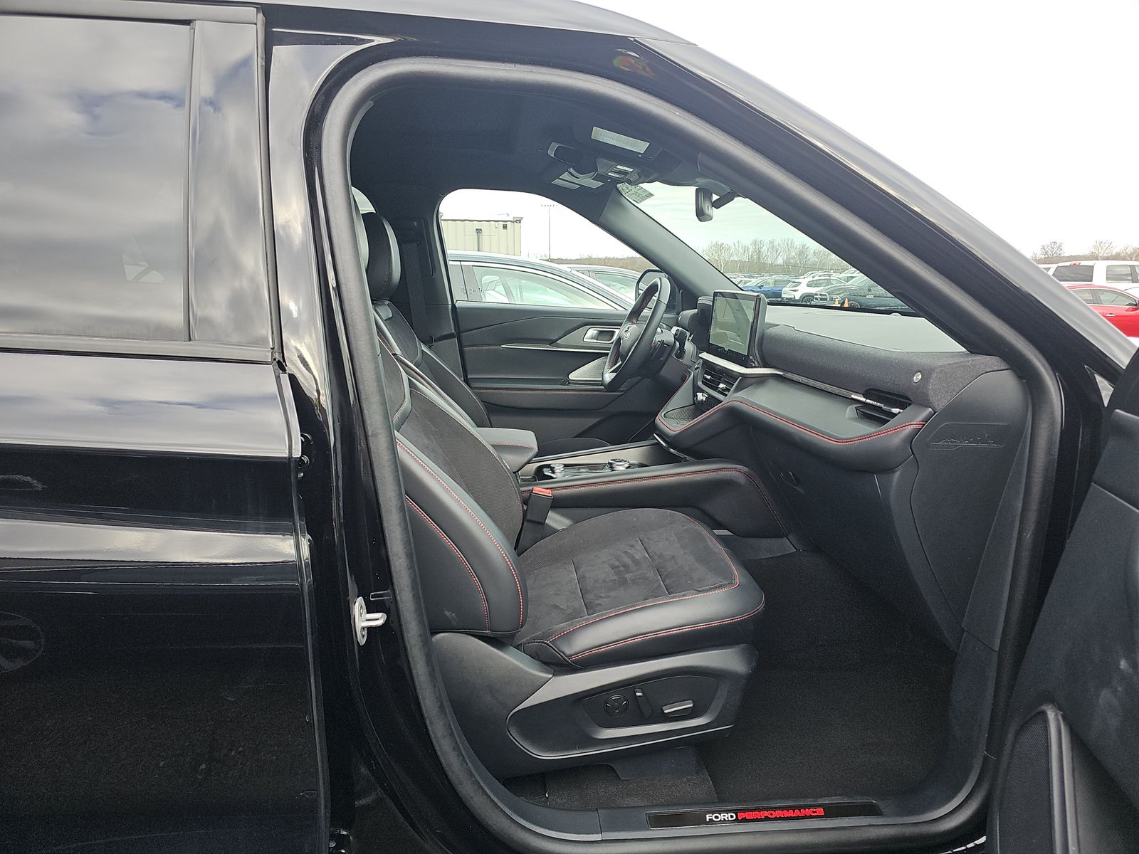 2025 Ford Explorer ST AWD