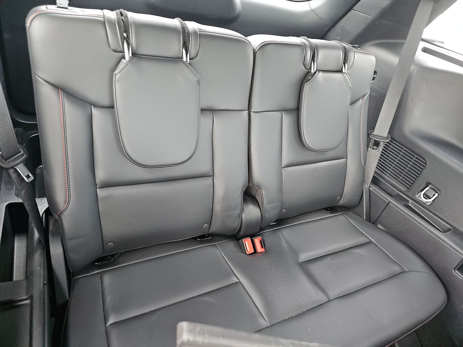 2025 Ford Explorer ST AWD