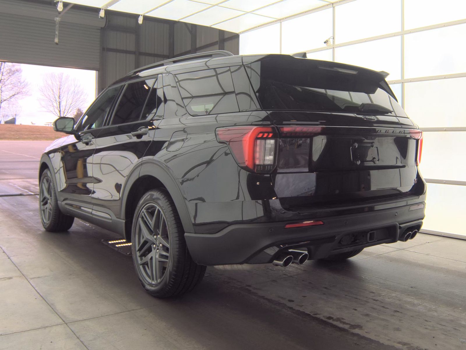 2025 Ford Explorer ST AWD