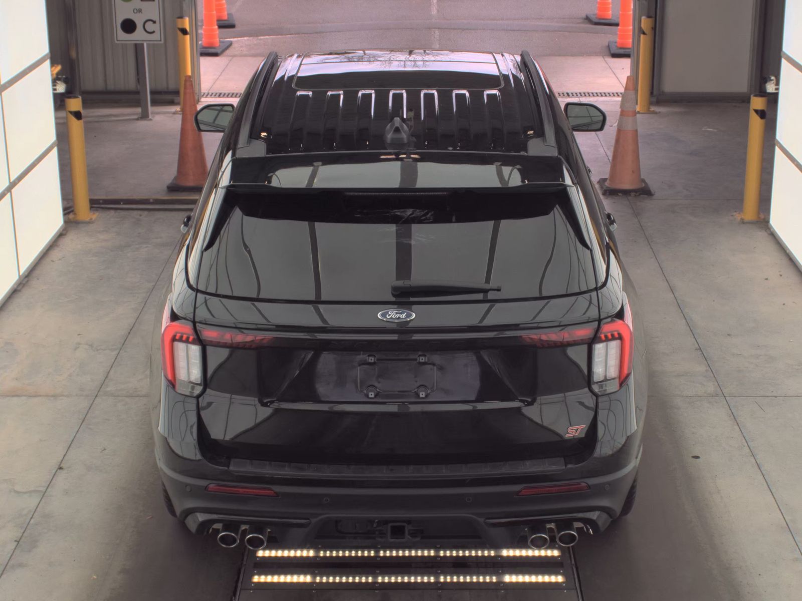 2025 Ford Explorer ST AWD