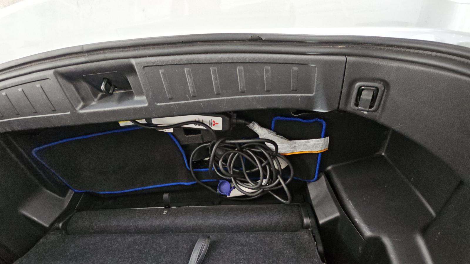 2024 Mitsubishi Outlander PHEV SEL AWD