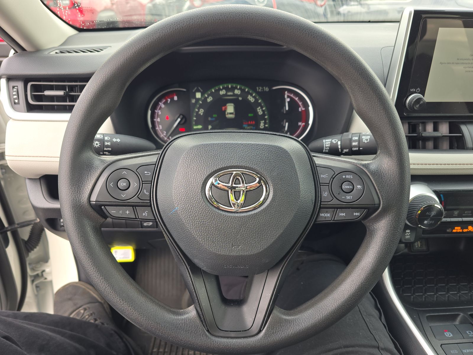 2024 Toyota RAV4 XLE FWD