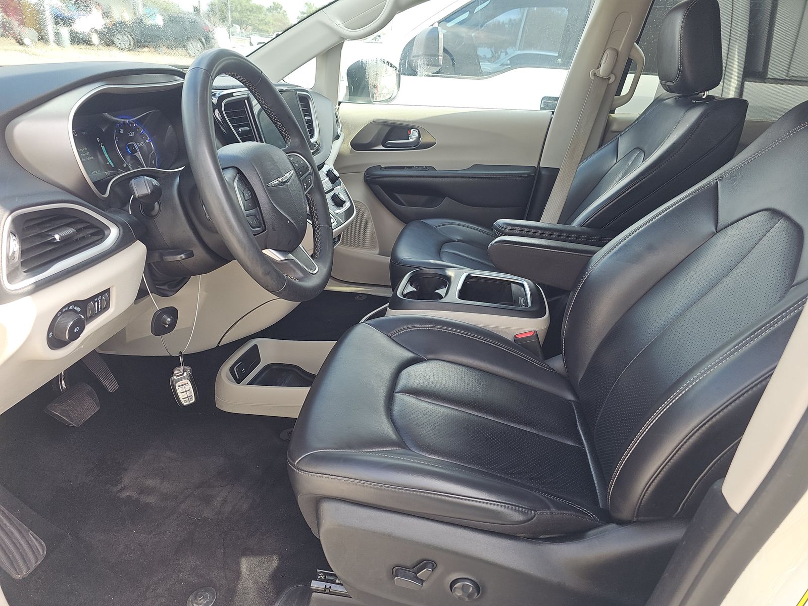 2023 Chrysler Pacifica Touring L FWD