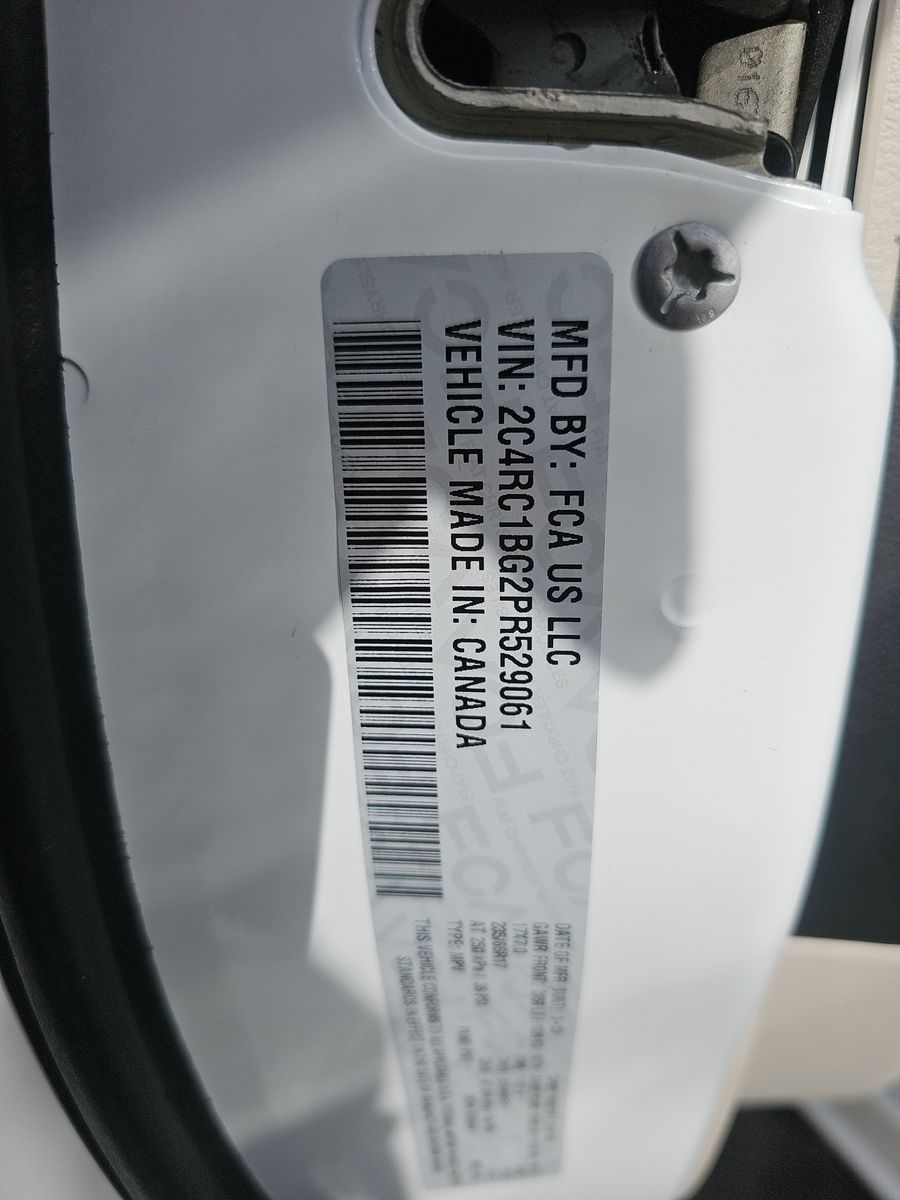 2023 Chrysler Pacifica Touring L FWD