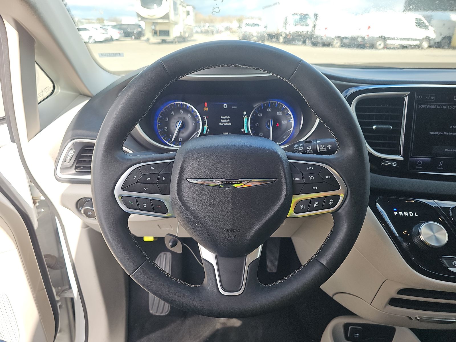 2023 Chrysler Pacifica Touring L FWD