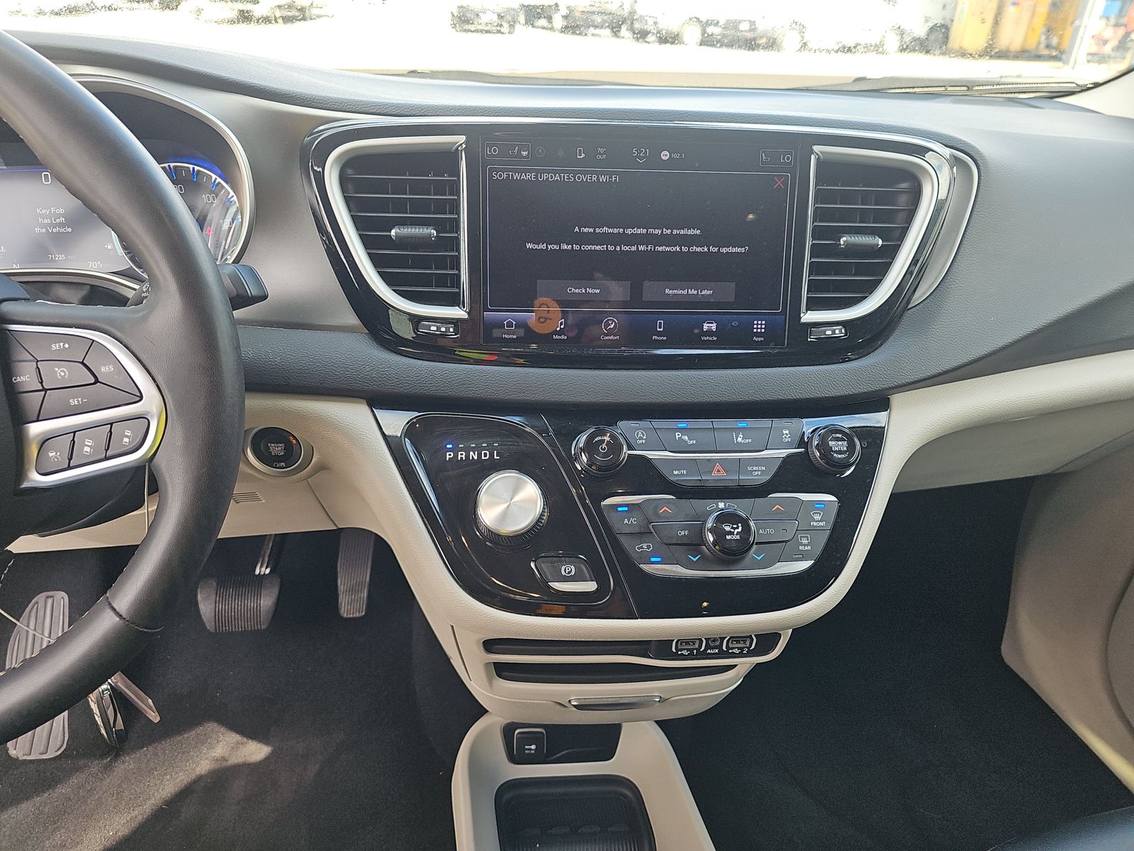 2023 Chrysler Pacifica Touring L FWD