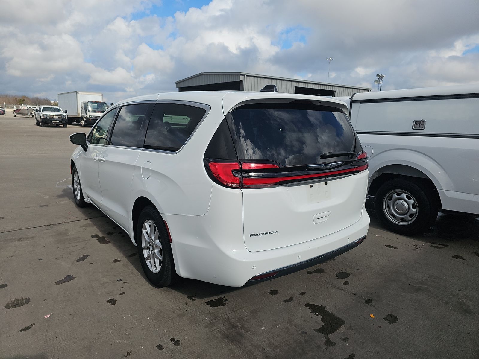 2023 Chrysler Pacifica Touring L FWD