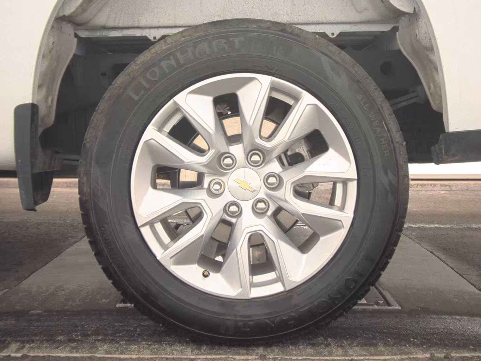 2024 Chevrolet Silverado 1500 Custom RWD