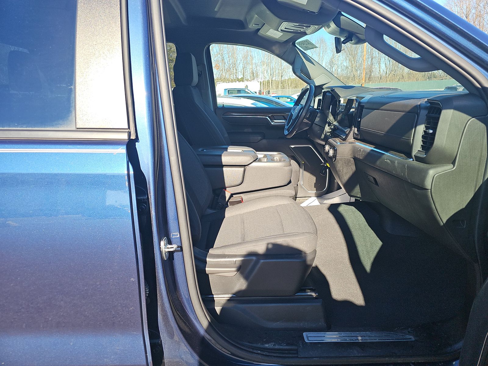 2023 Chevrolet Silverado 1500 LT AWD