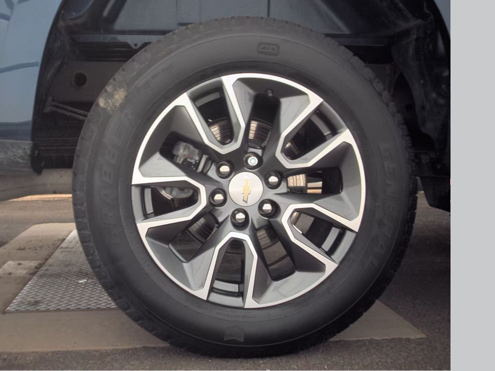 2023 Chevrolet Silverado 1500 LT AWD