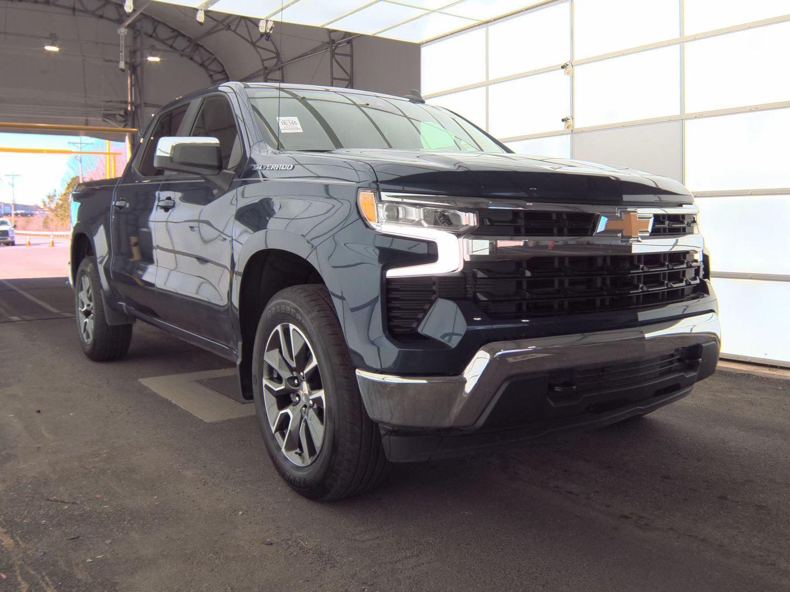 2023 Chevrolet Silverado 1500 LT AWD