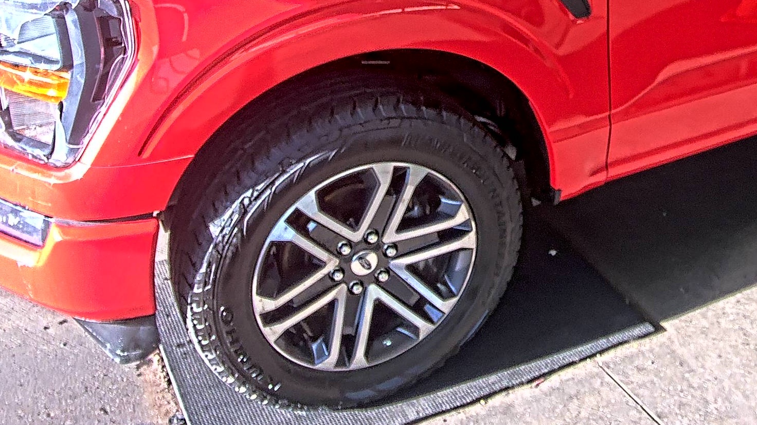 2023 Ford F-150 XL AWD