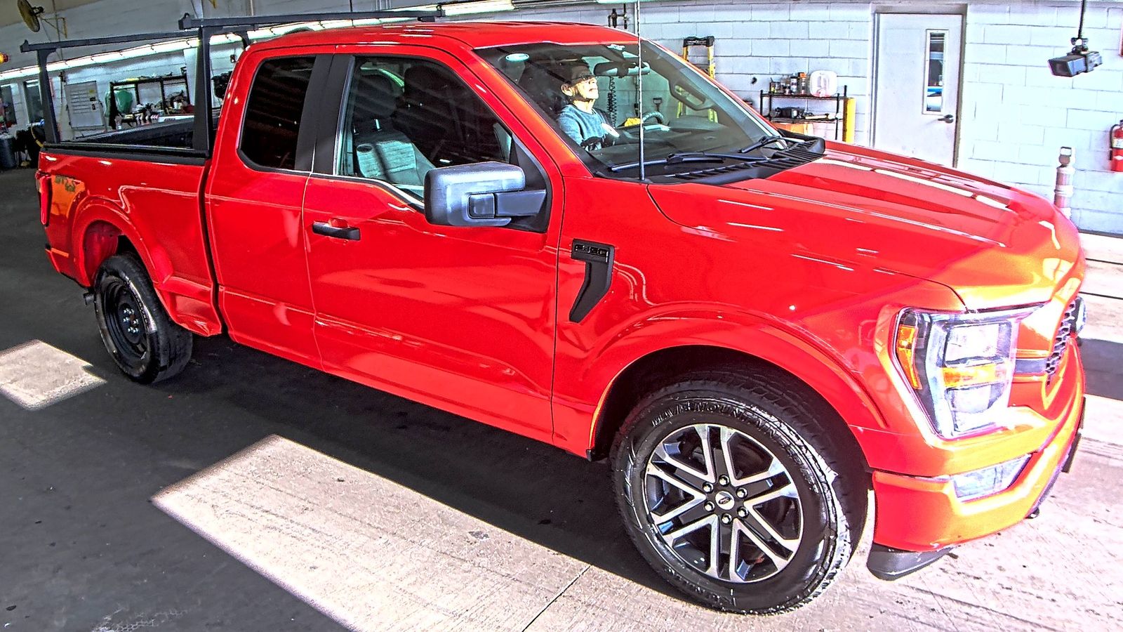 2023 Ford F-150 XL AWD