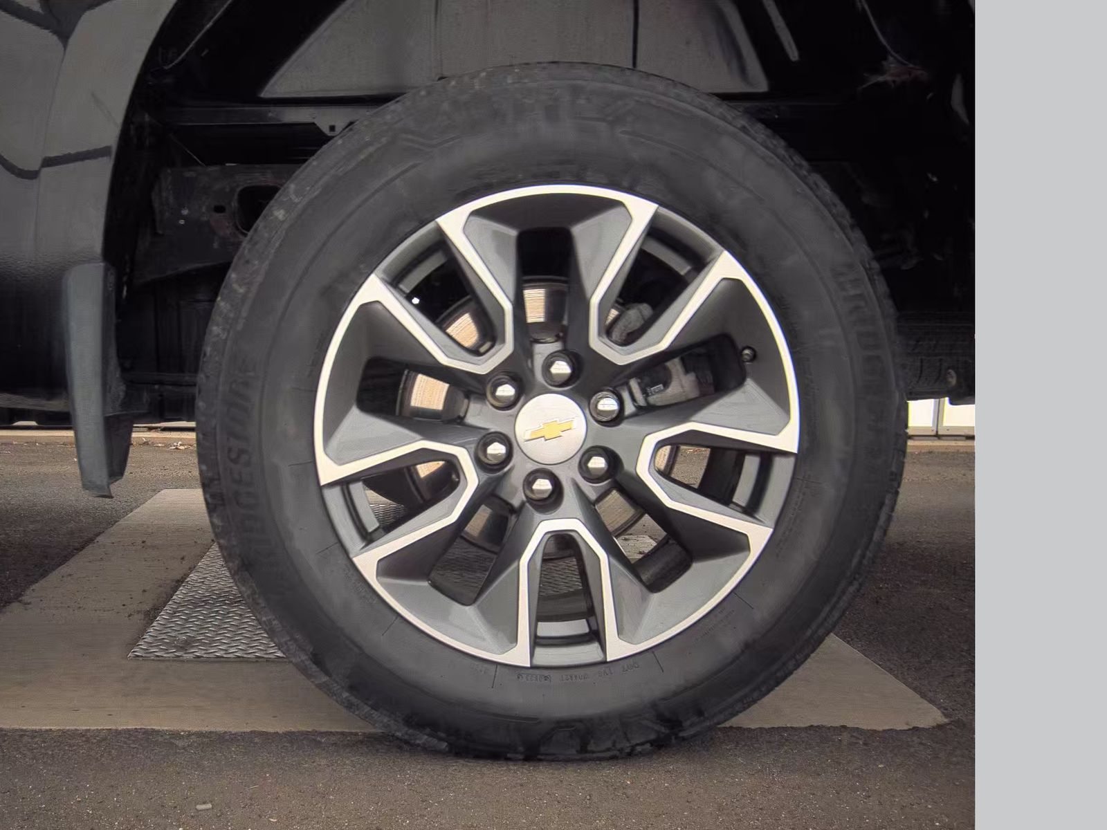 2023 Chevrolet Silverado 1500 LT AWD