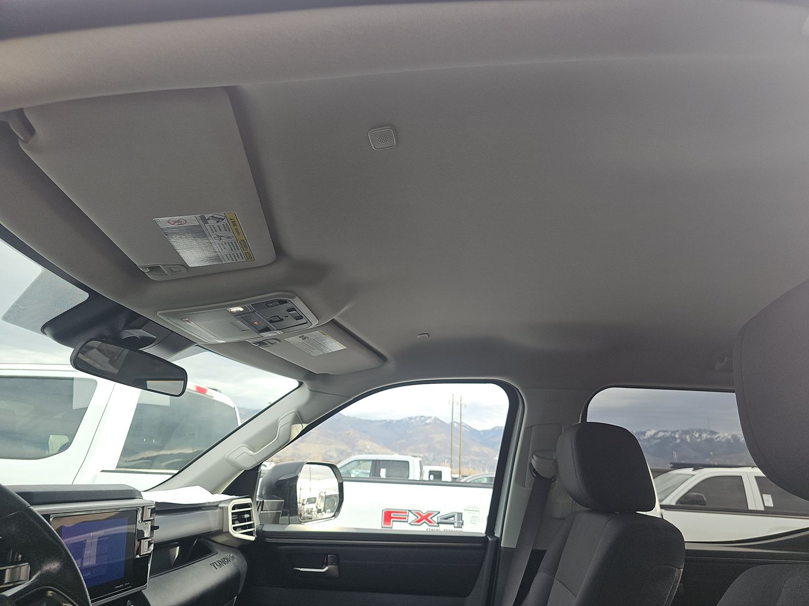 2024 Toyota Tundra SR5 AWD