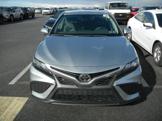 2024 Toyota Camry SE FWD