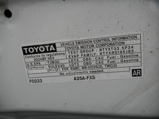 2024 Toyota Sienna LE FWD