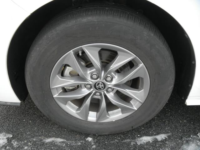 2024 Toyota Sienna LE FWD