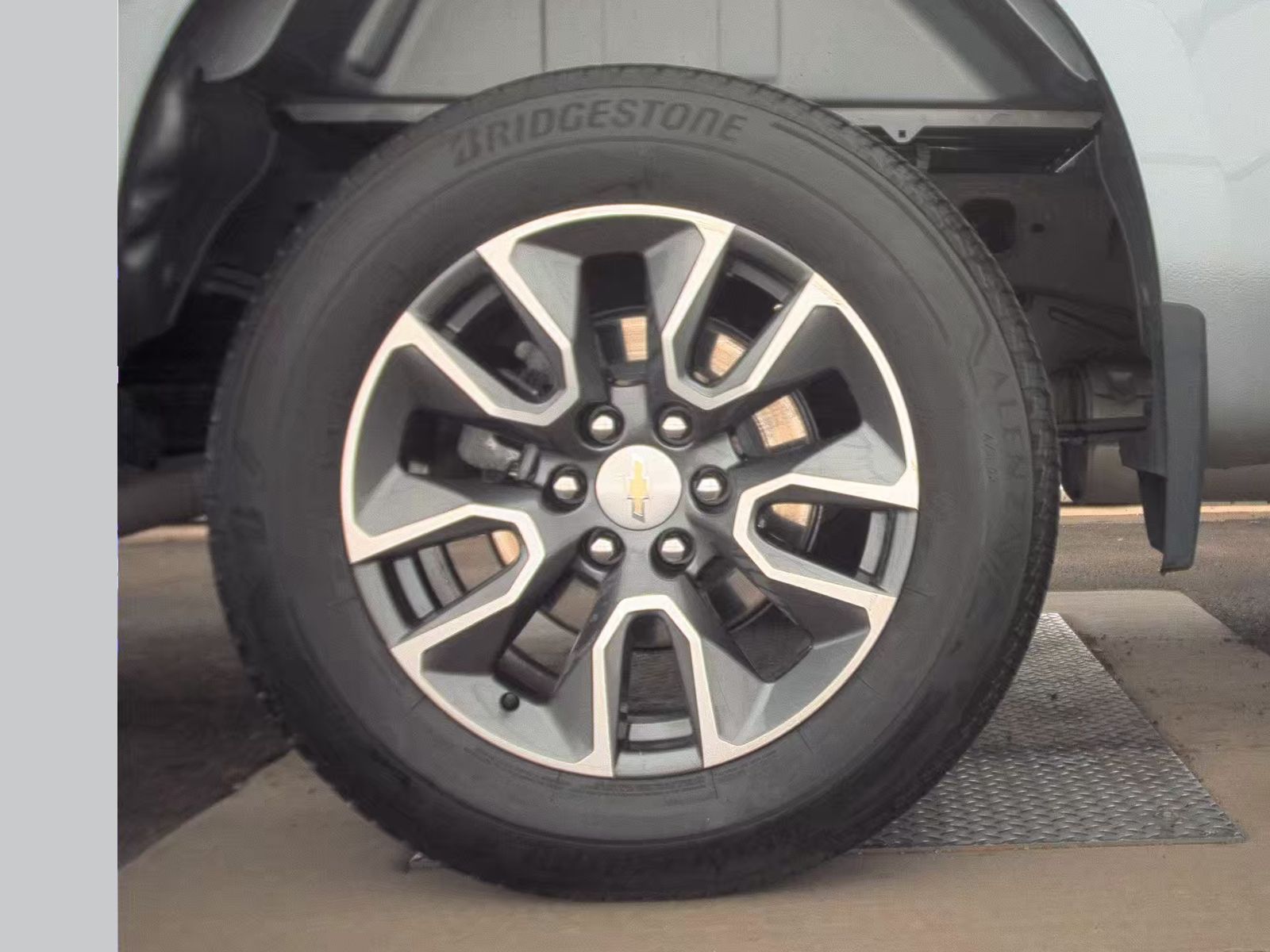 2023 Chevrolet Silverado 1500 LT AWD