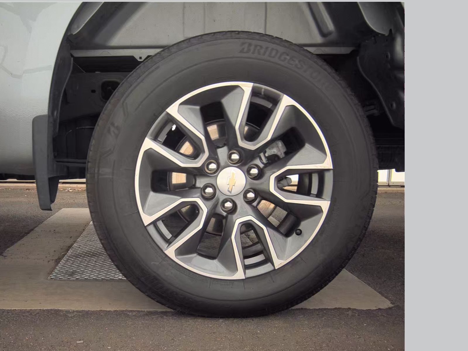 2023 Chevrolet Silverado 1500 LT AWD