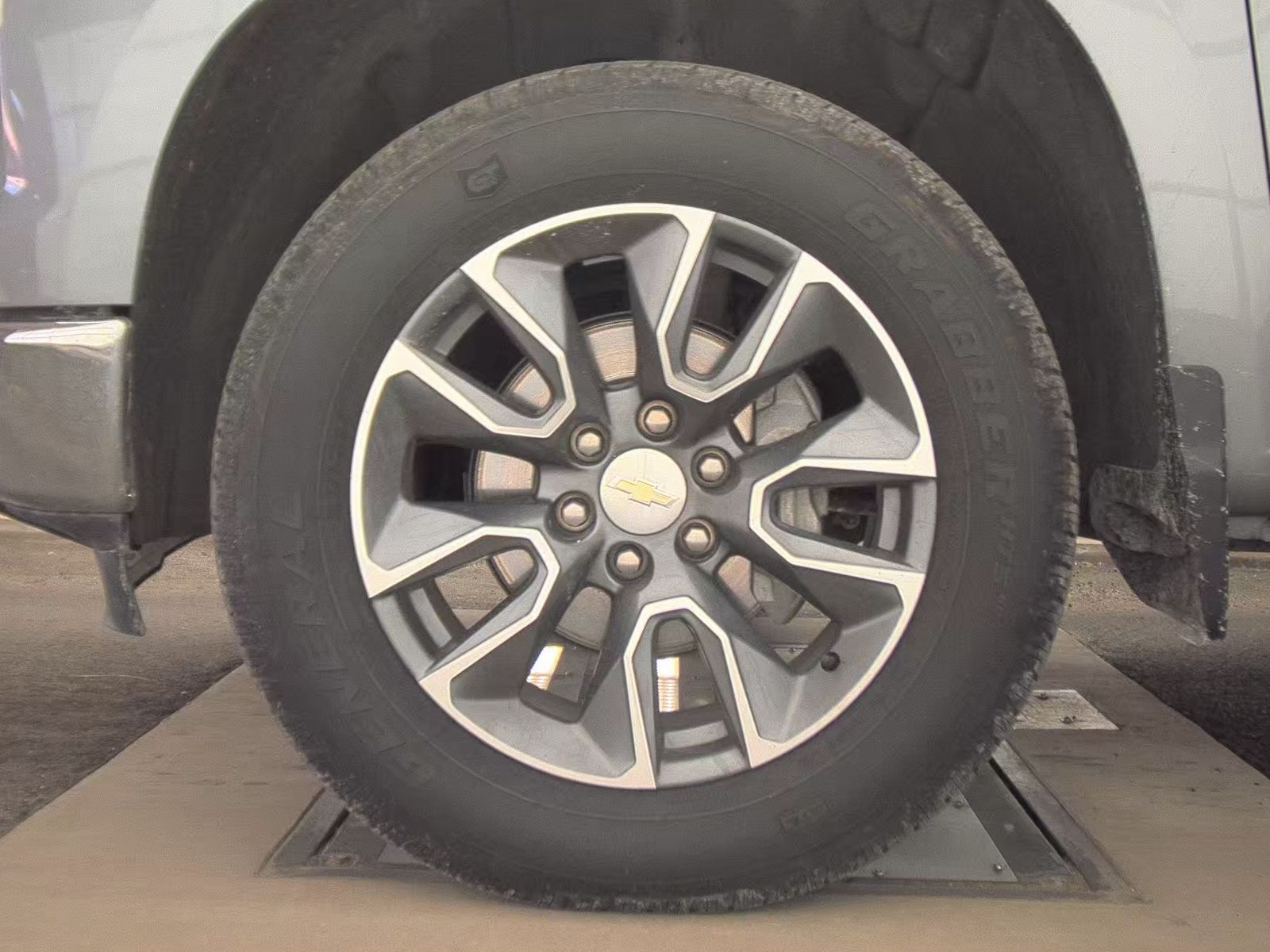 2023 Chevrolet Silverado 1500 LT AWD