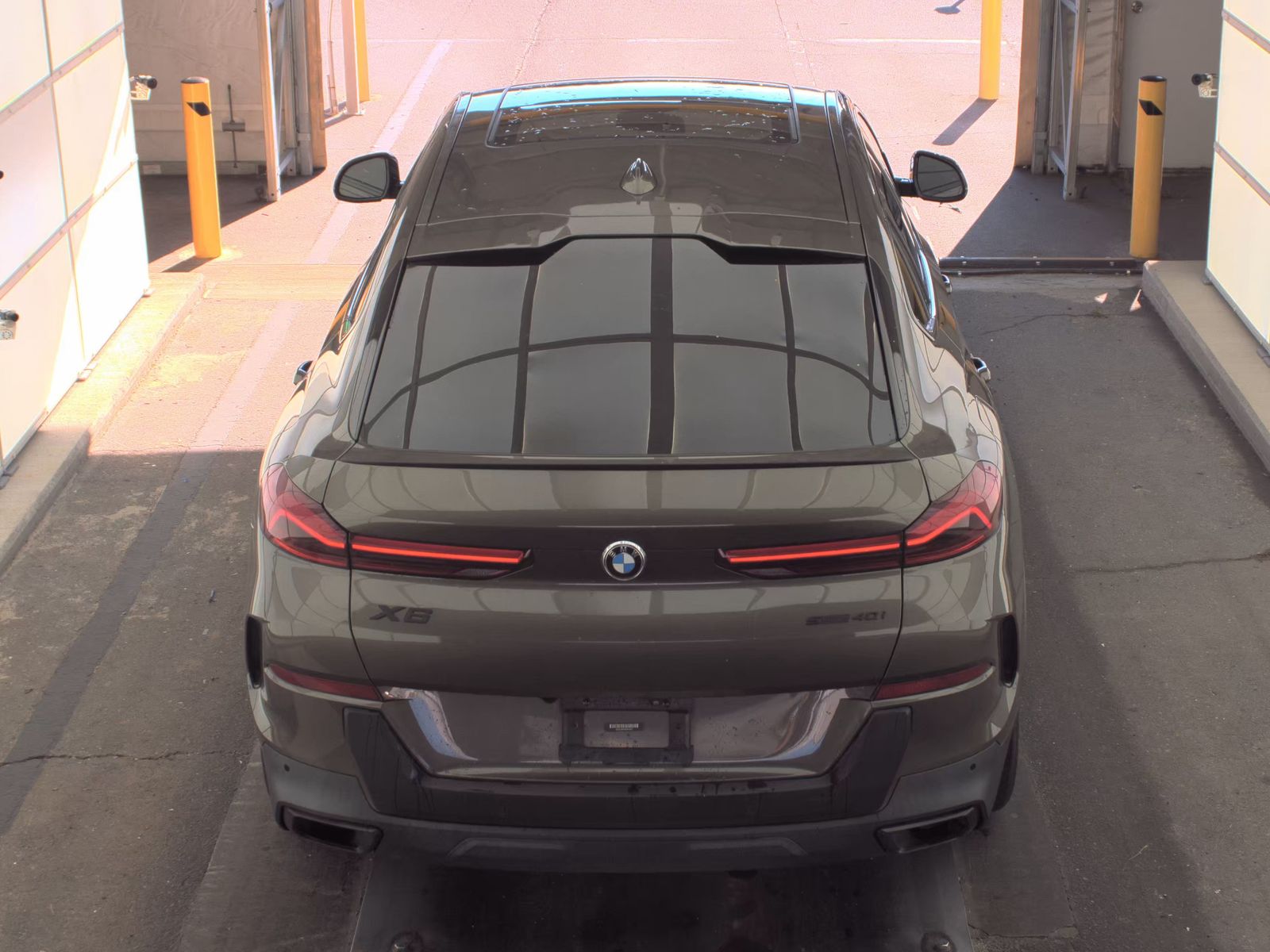 2021 BMW X6 sDrive40i RWD