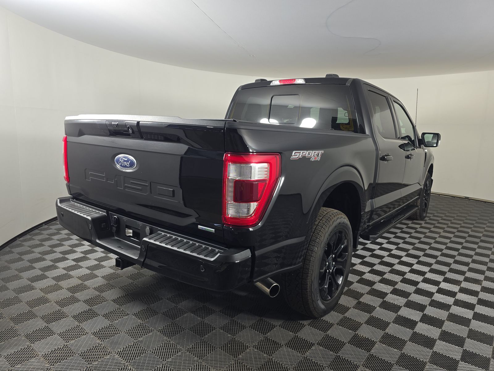 2023 Ford F-150 Lariat AWD