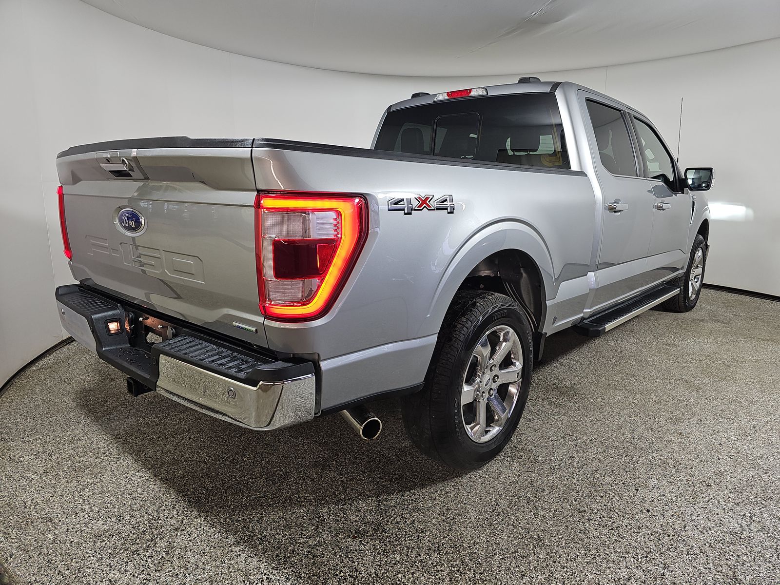 2023 Ford F-150 Lariat AWD