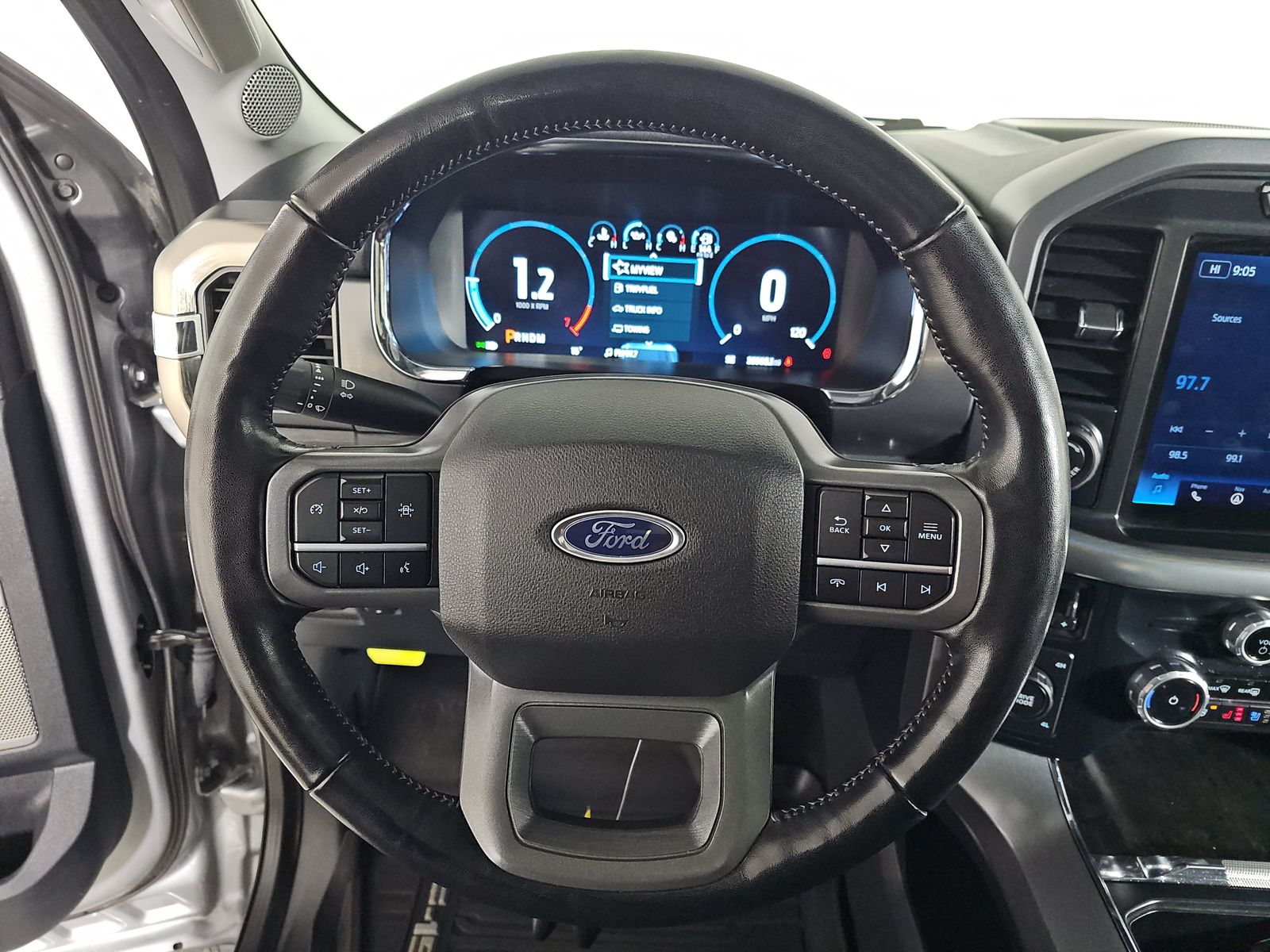 2023 Ford F-150 Lariat AWD