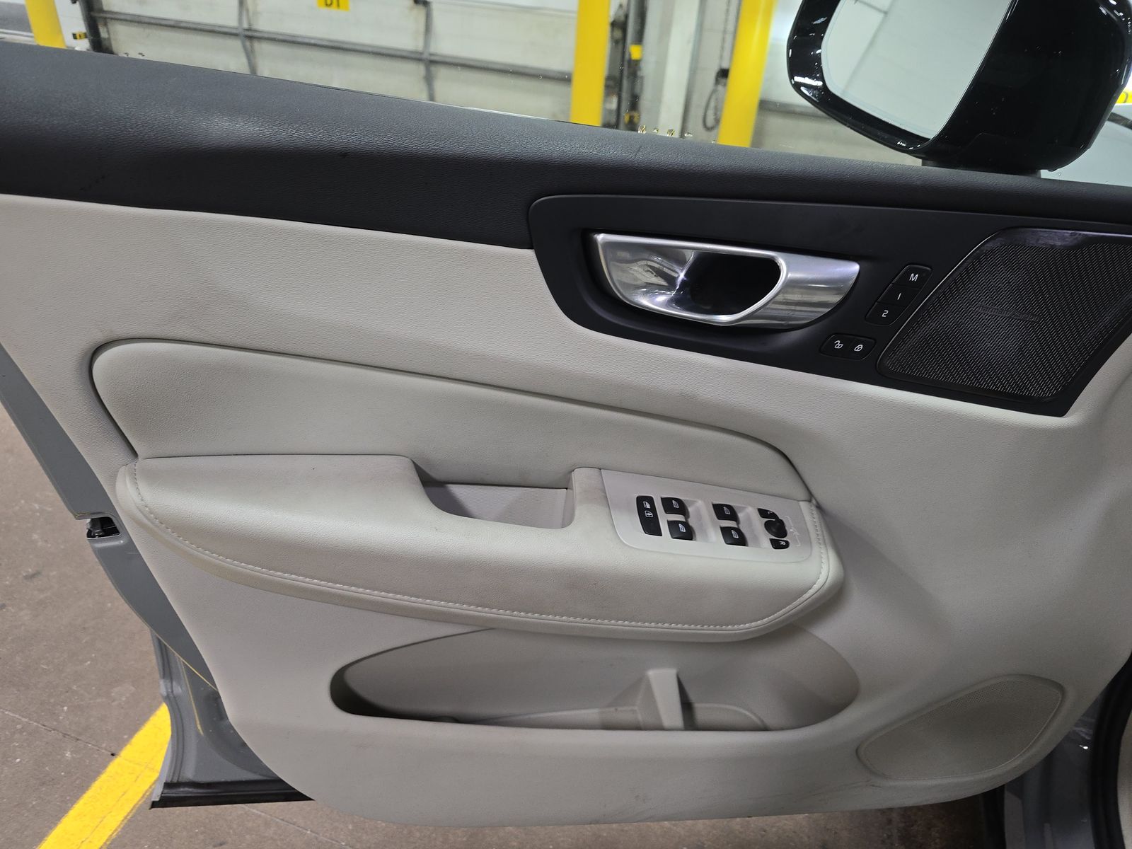 2024 Volvo XC60 Recharge T8 Plus AWD