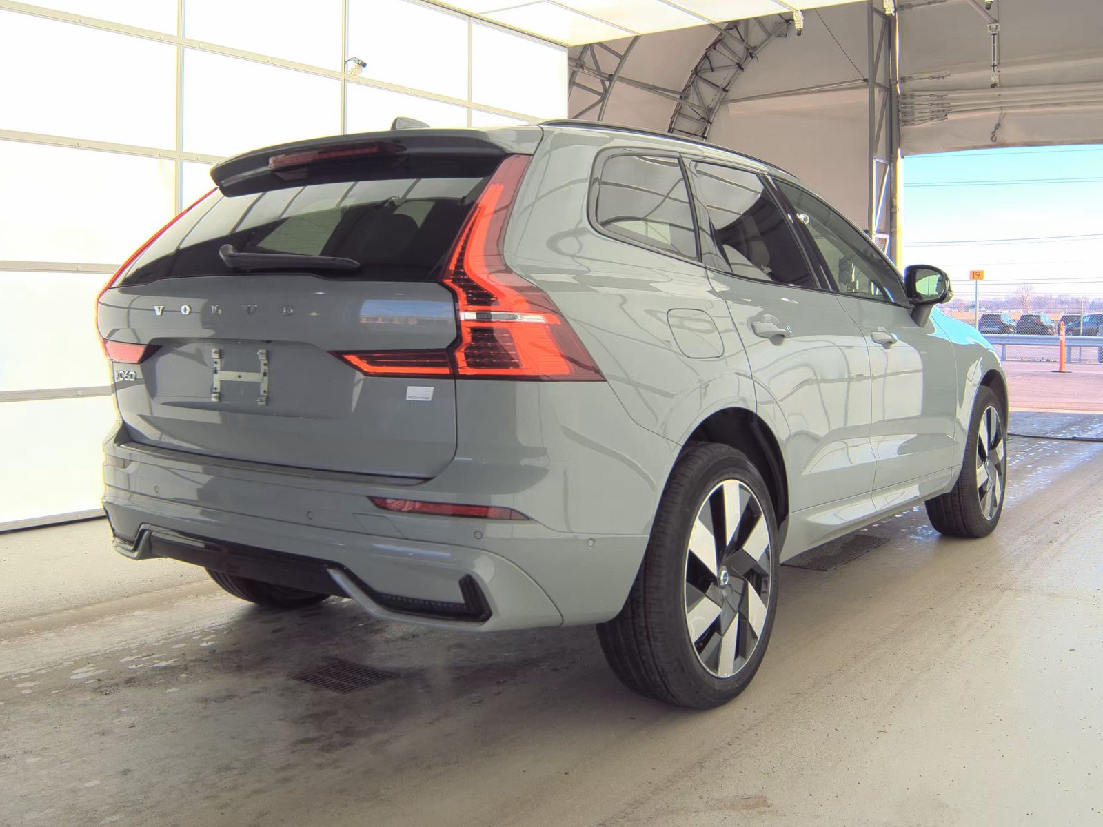 2024 Volvo XC60 Recharge T8 Plus AWD