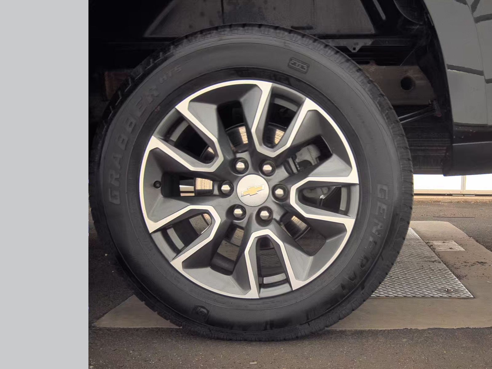 2023 Chevrolet Silverado 1500 LT AWD