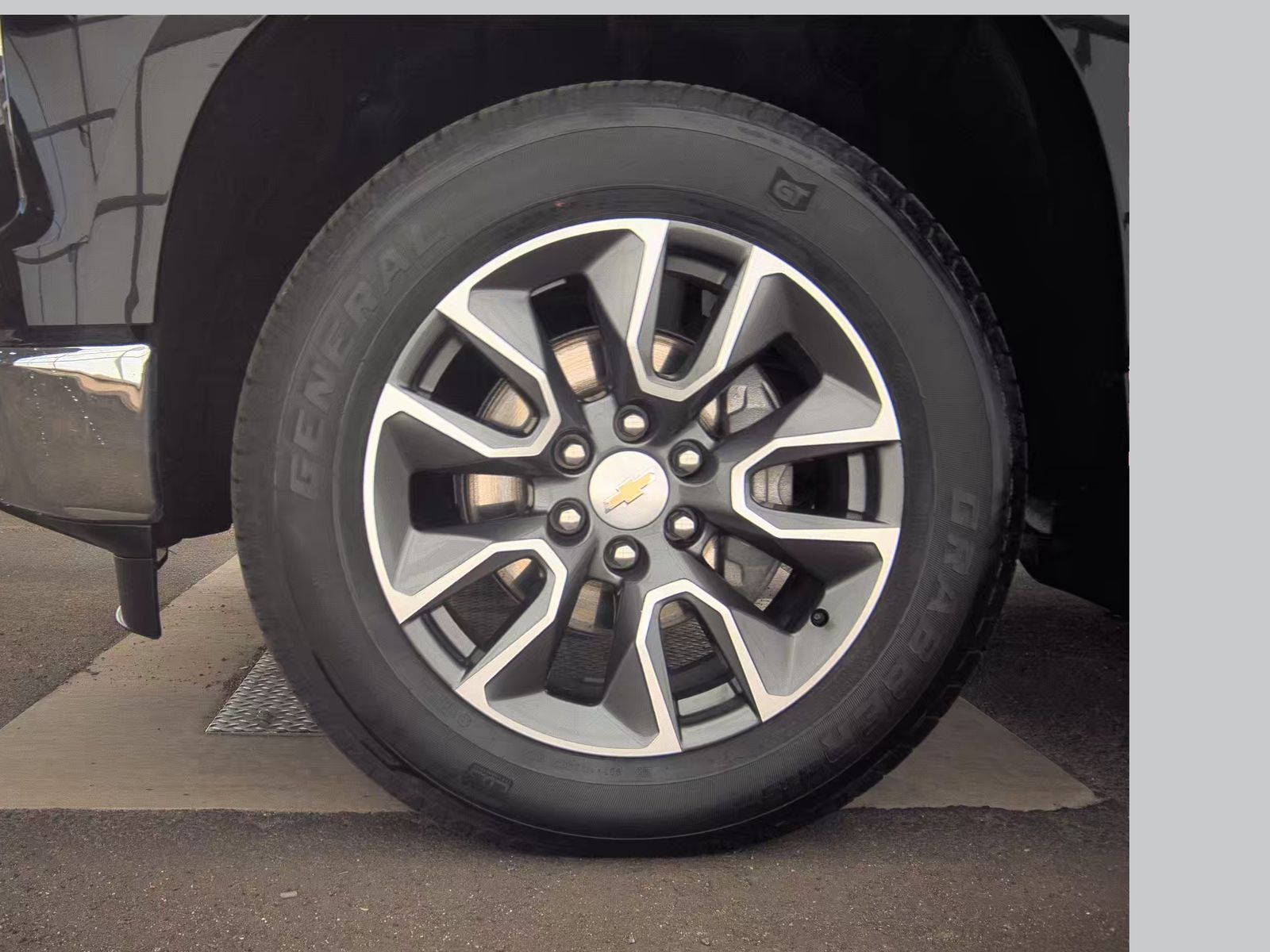 2023 Chevrolet Silverado 1500 LT AWD